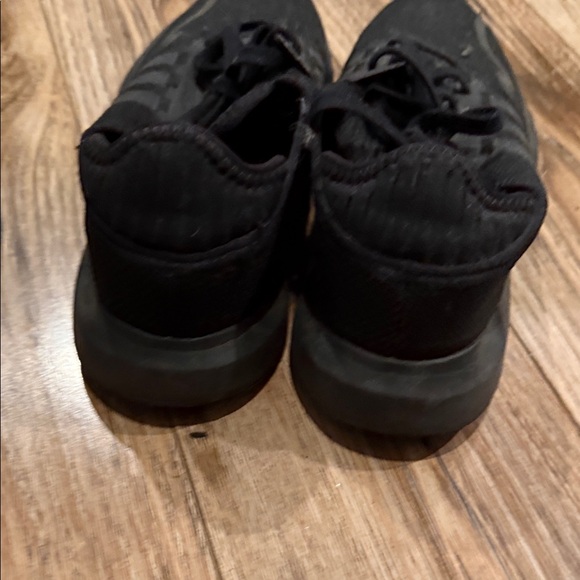 Adidas Black Knit Sneakers - Picture 4 of 5